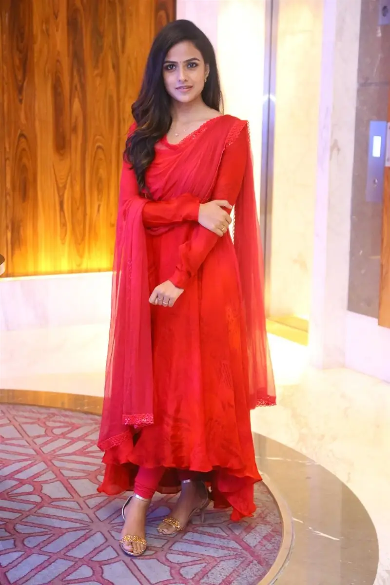 TELUGU ACTRESS VAISHNAVI CHAITANYA IN RED DRESS 4